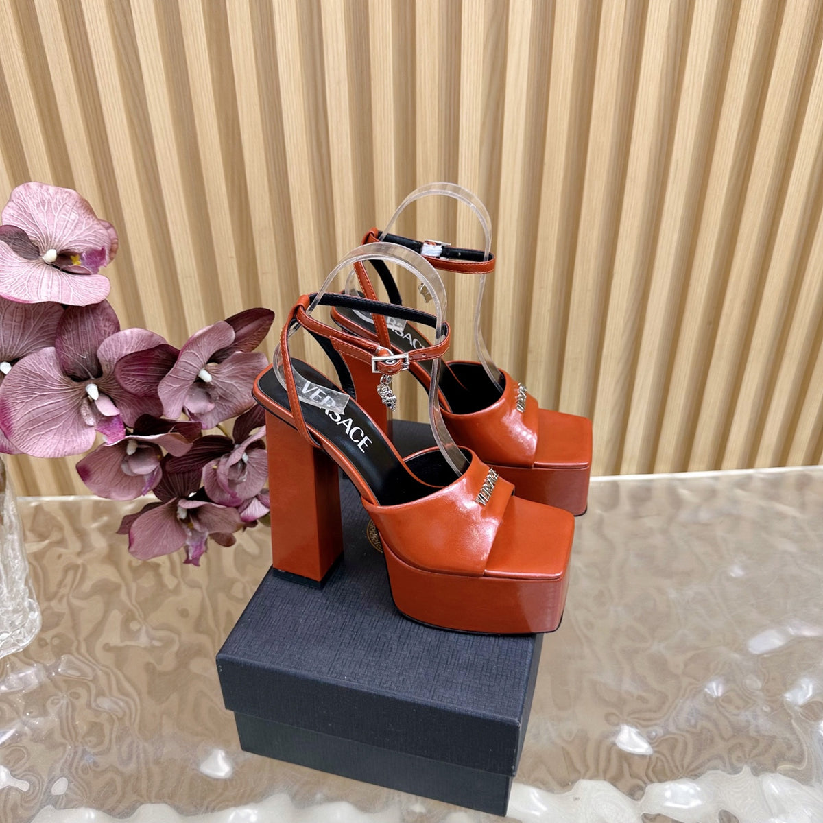 China Replica Versace Women Shoes 112usd Only