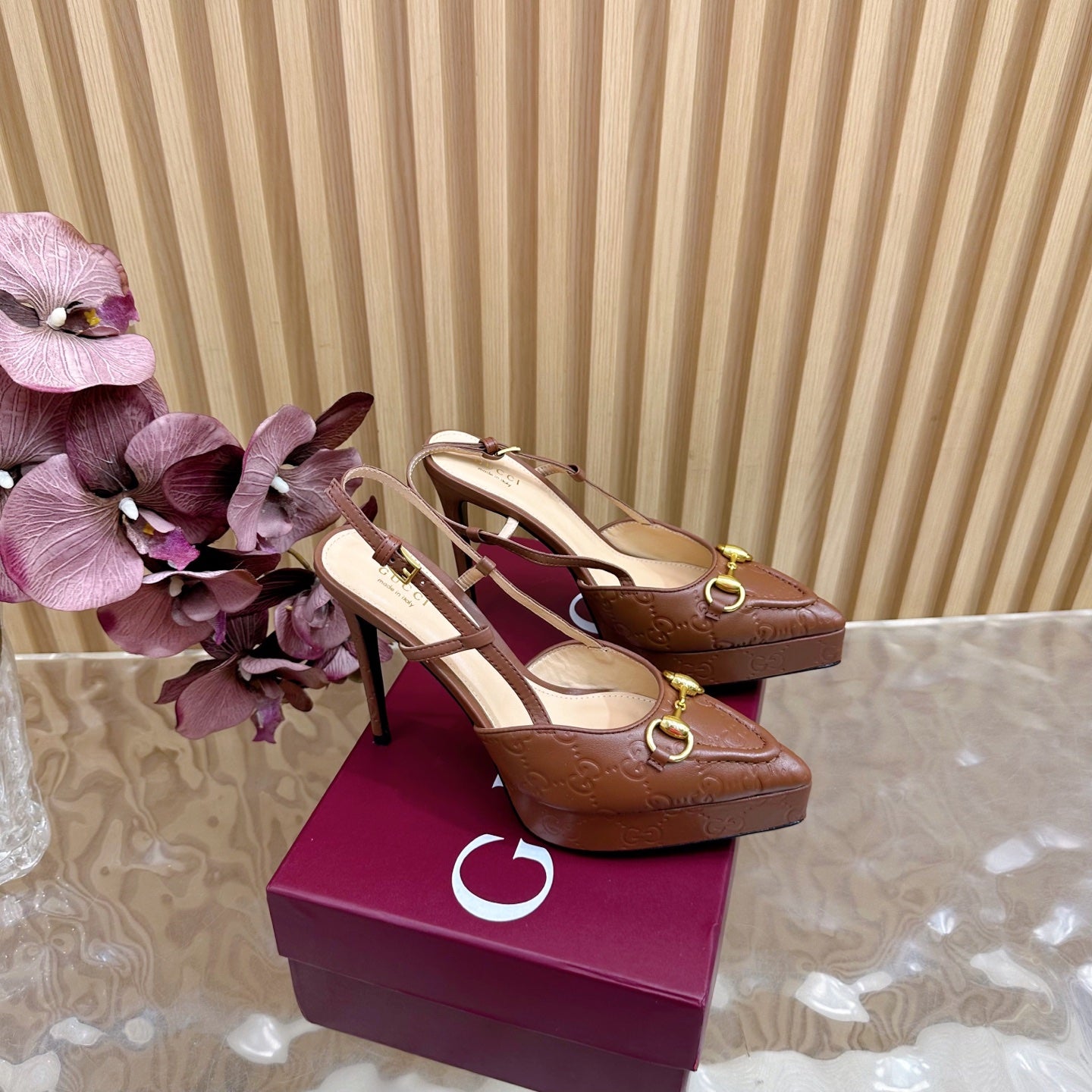 China Replica Gucci Women Shoes 115usd Only