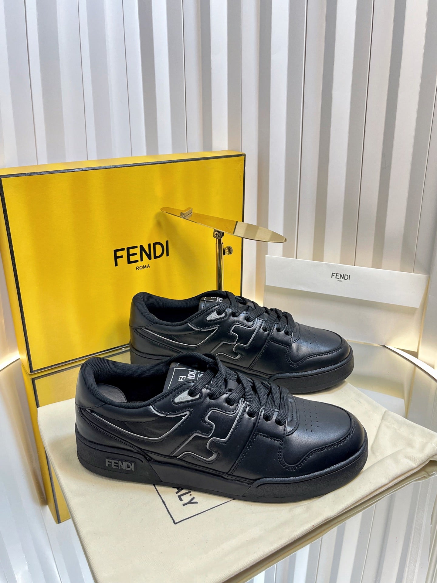 China Replica Fendi Women Shoes 108usd Only
