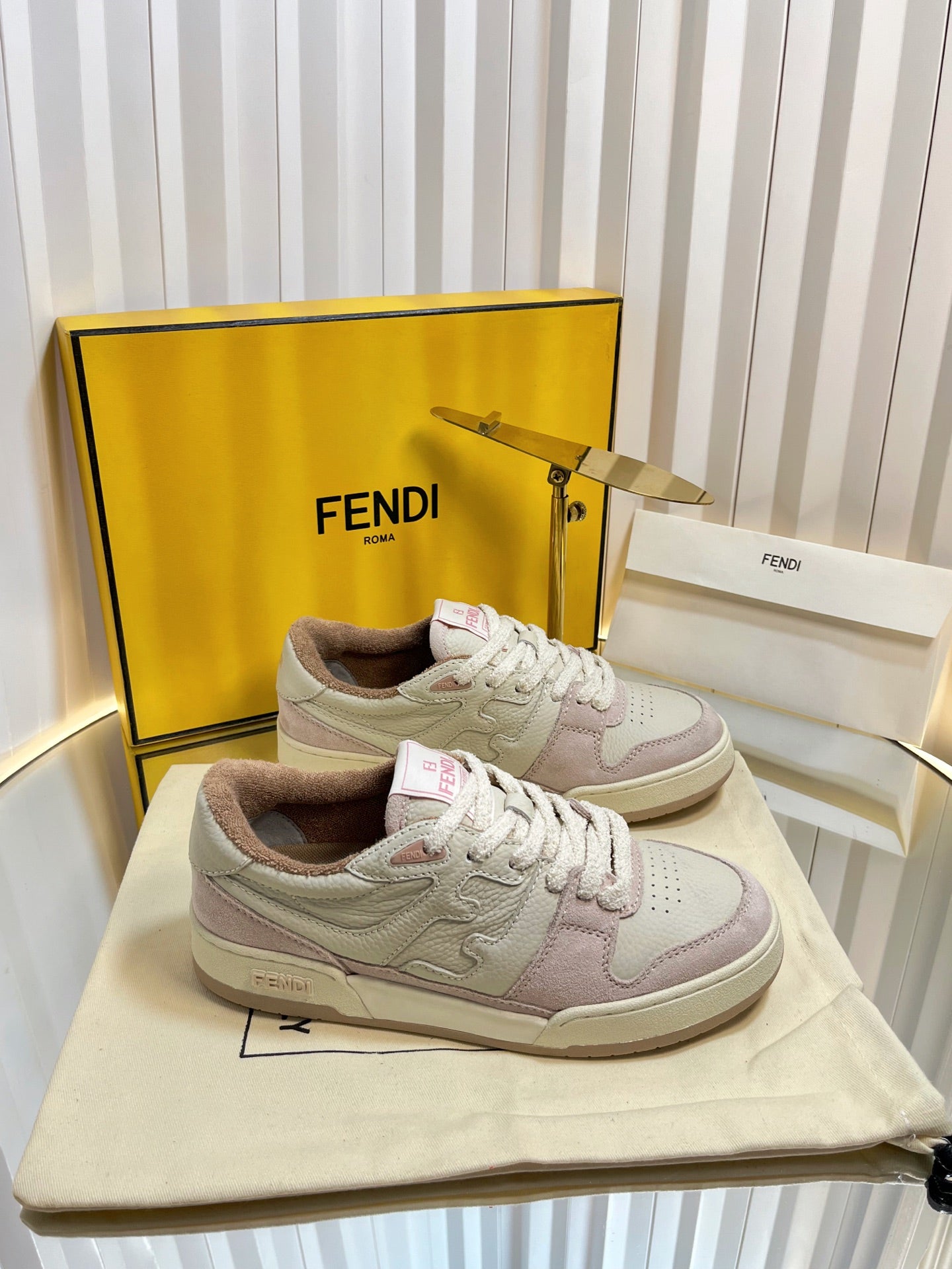 China Replica Fendi Women Shoes 108usd Only