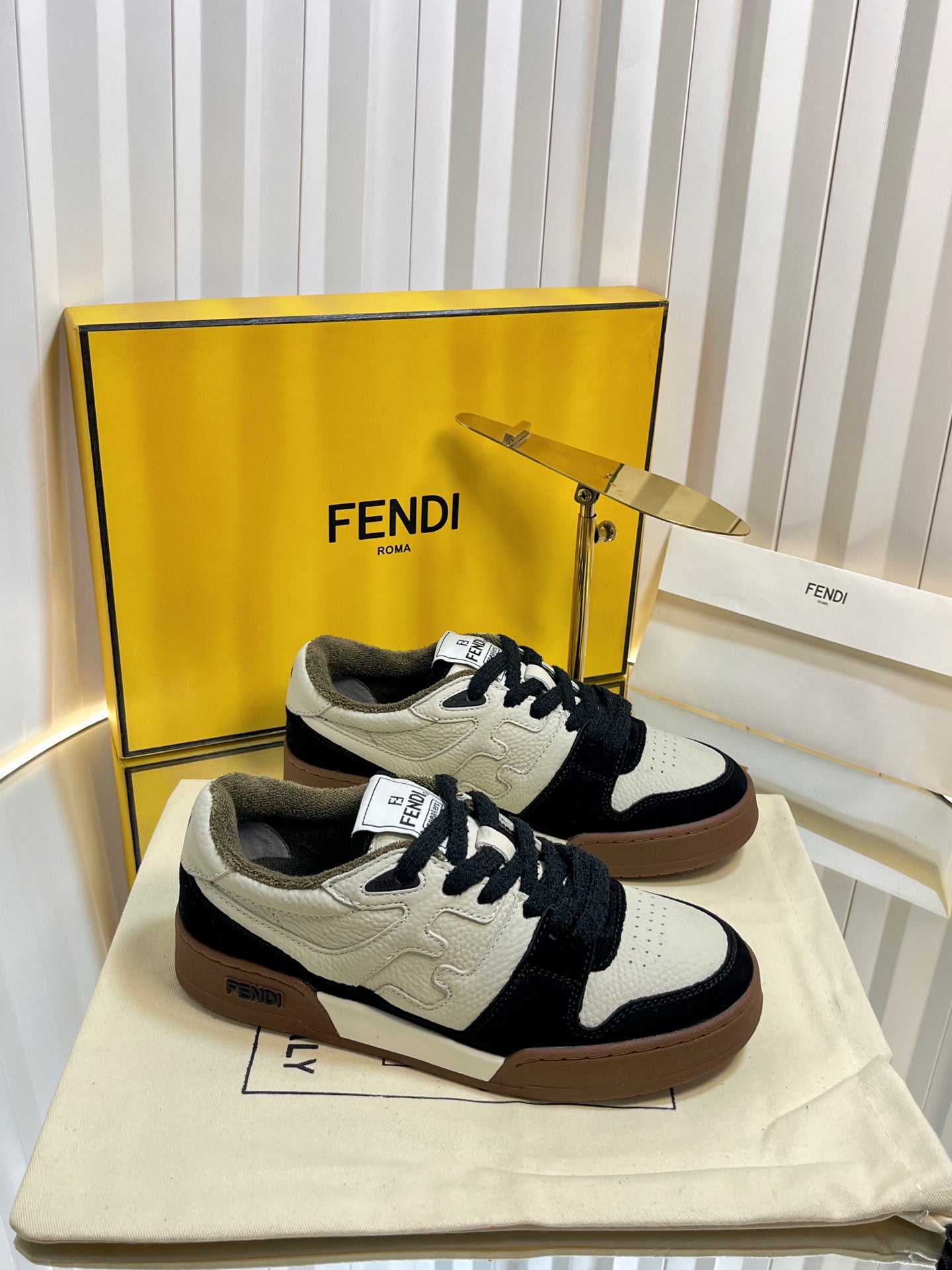 China Replica Fendi Women Shoes 108usd Only