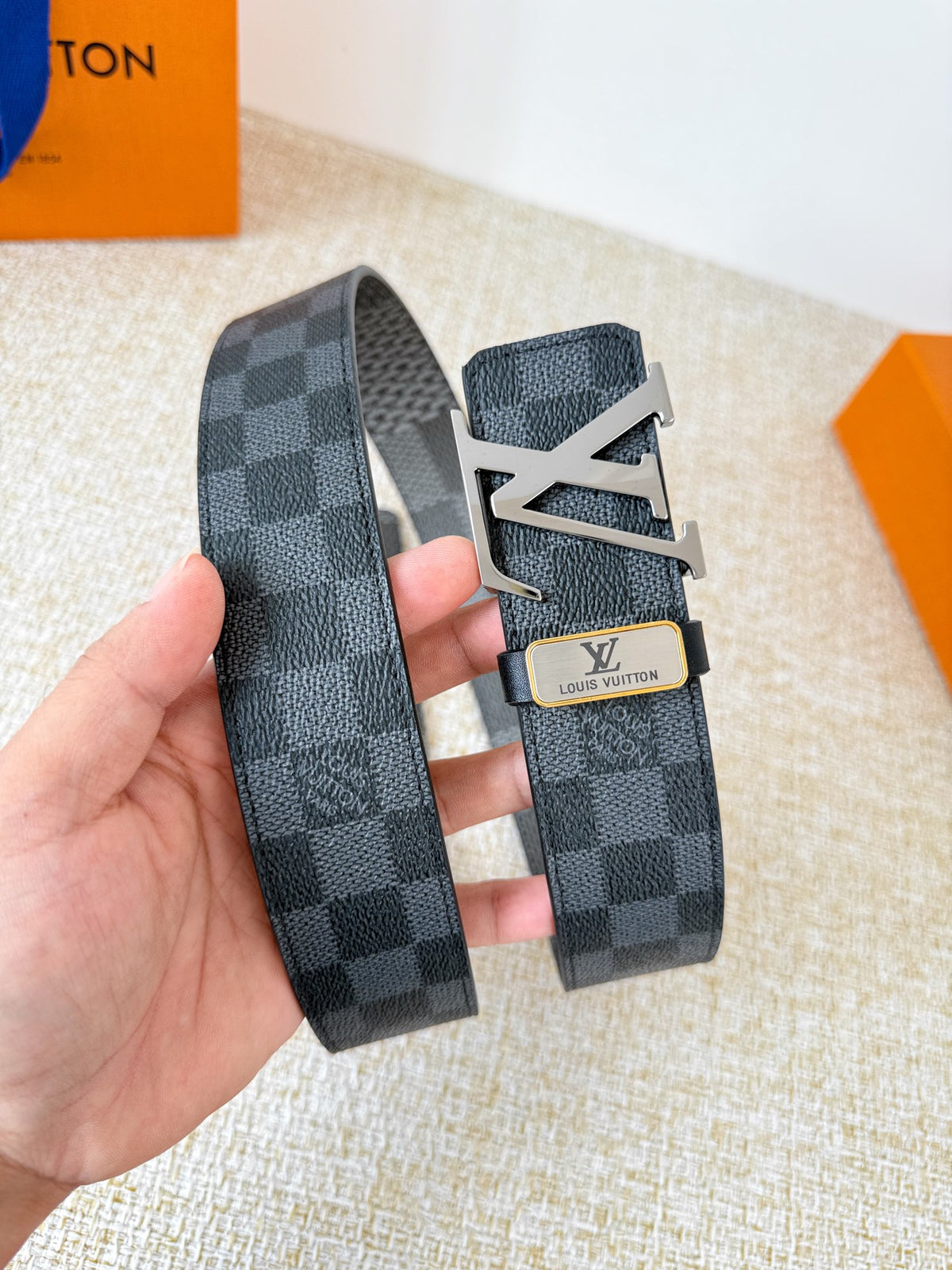 China Replica LV Belts 42usd Only