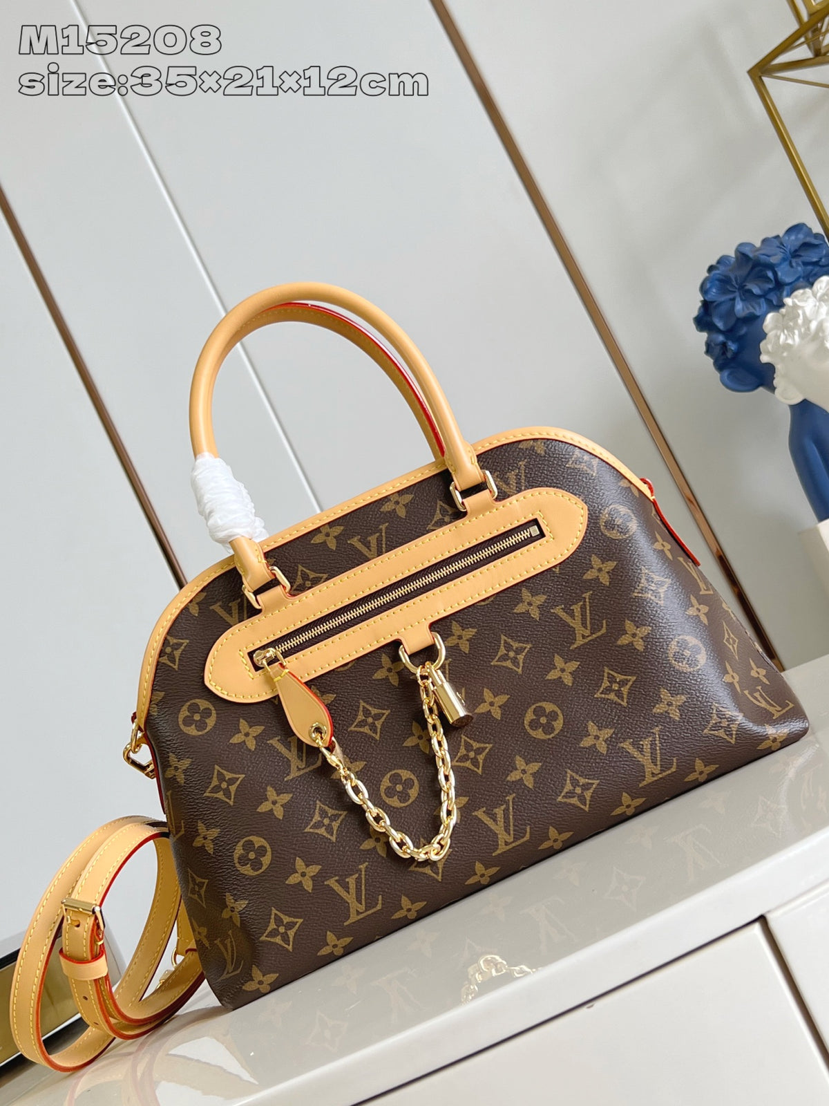 China Replica LV Handbags 162usd Only