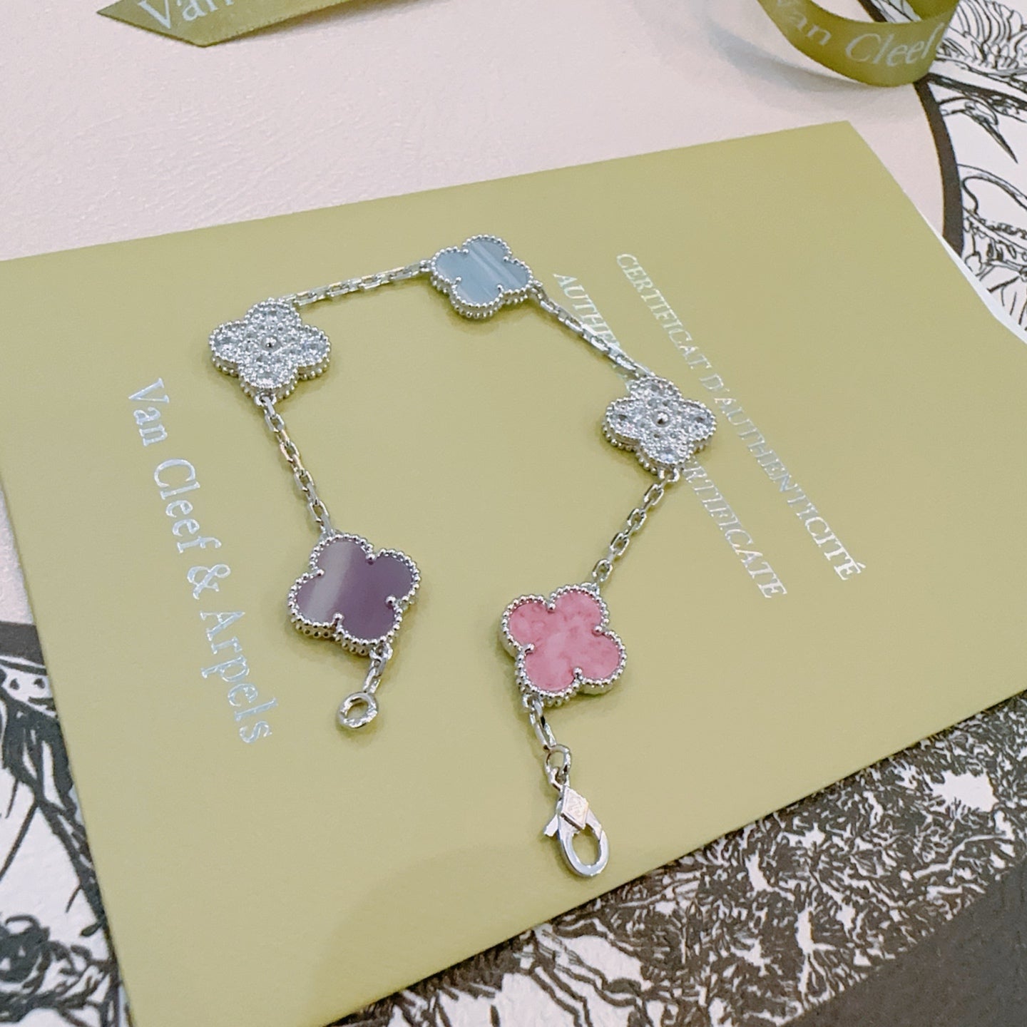 China Replica Van Cleef Arpels Bracelets 40usd Only