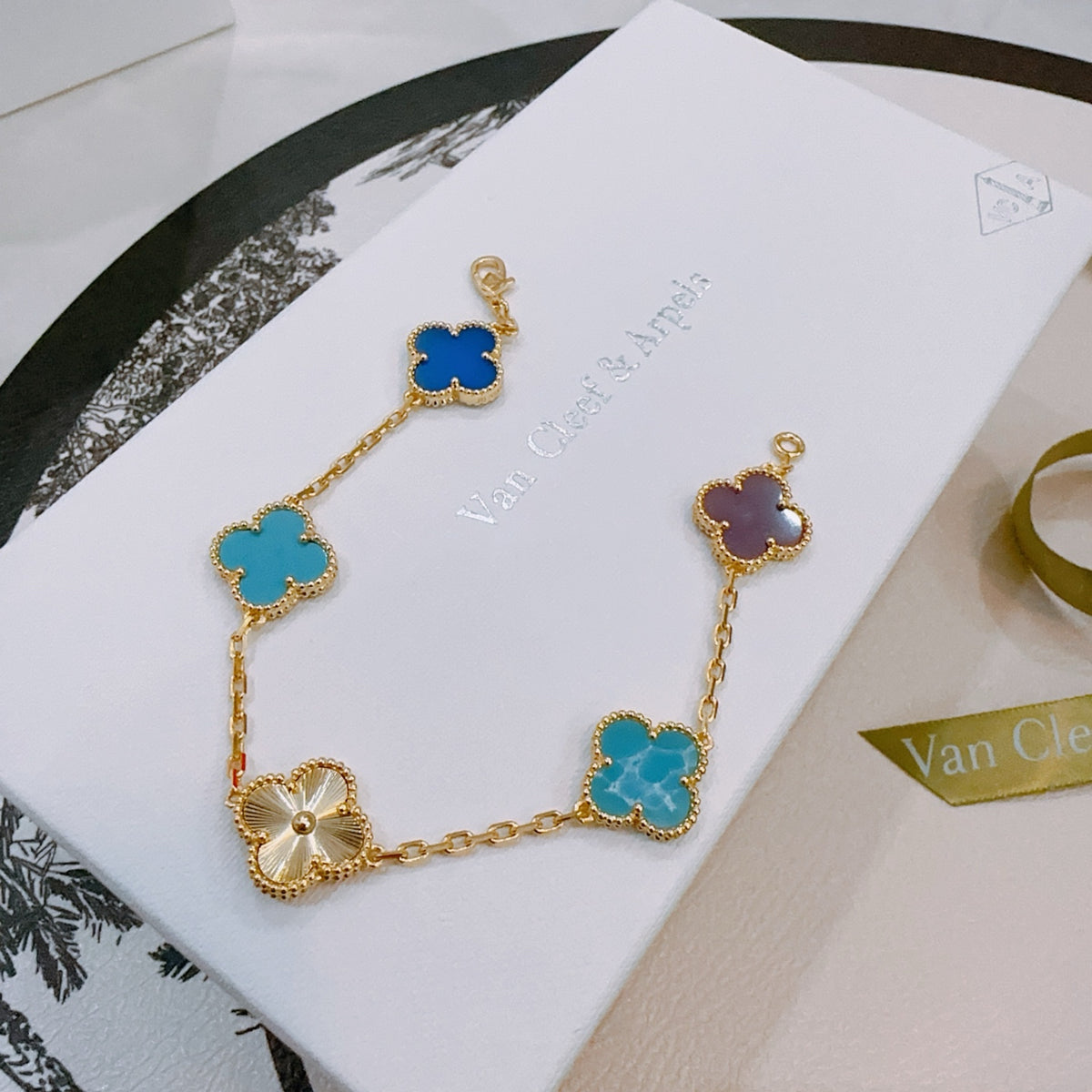 China Replica Van Cleef Arpels Bracelets 40usd Only