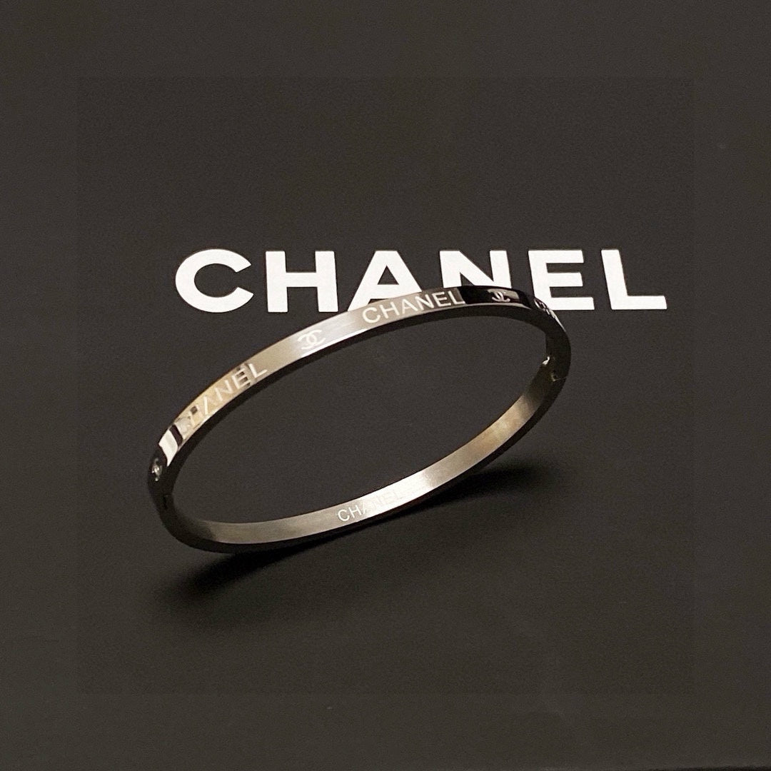 China Replica Chanel Bracelets 22usd Only