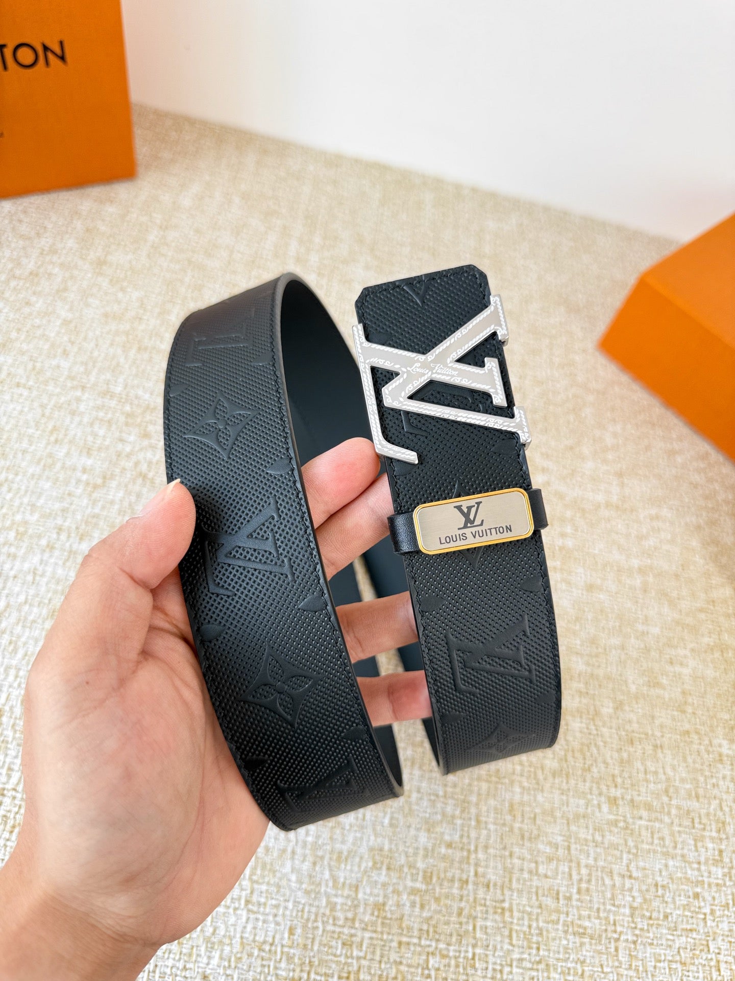 China Replica LV Belts 52usd Only