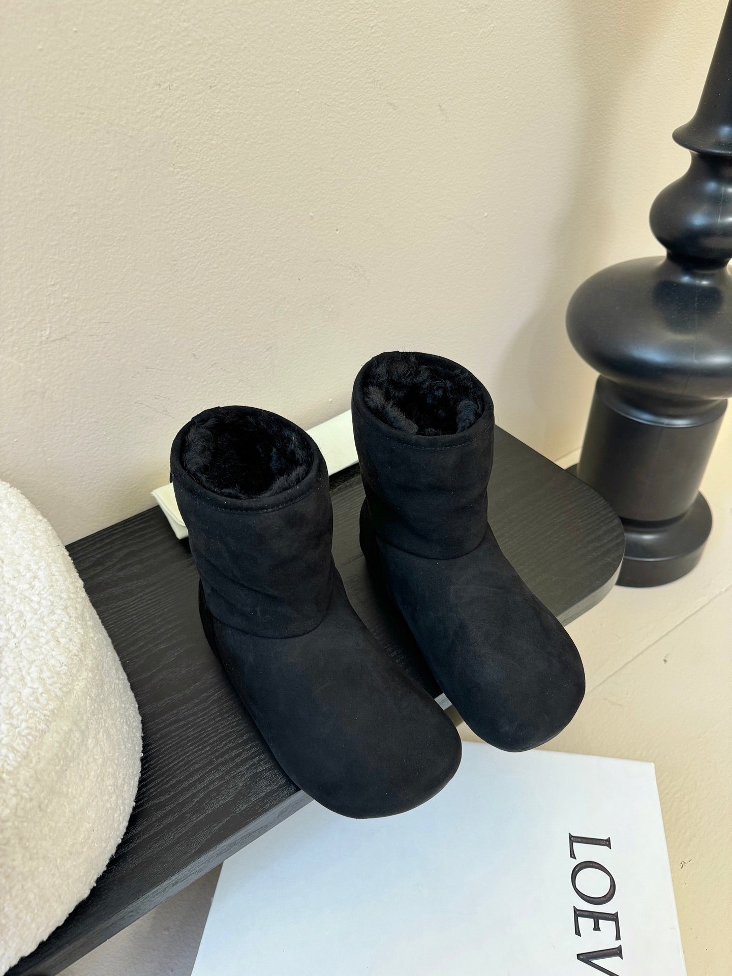China Replica Loewe Women Shoes 108usd Only