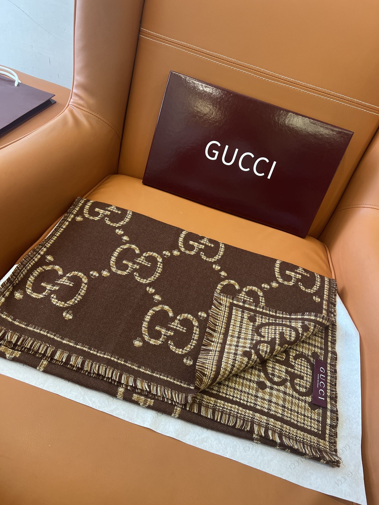 China Replica Gucci Scarf 120usd Only