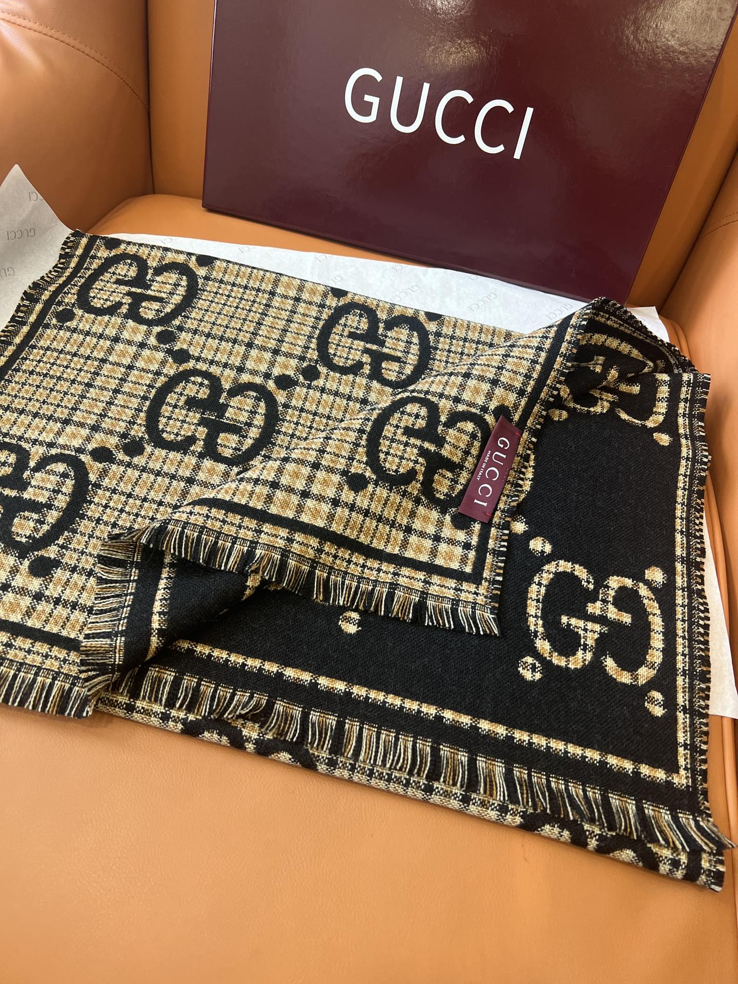 China Replica Gucci Scarf 120usd Only