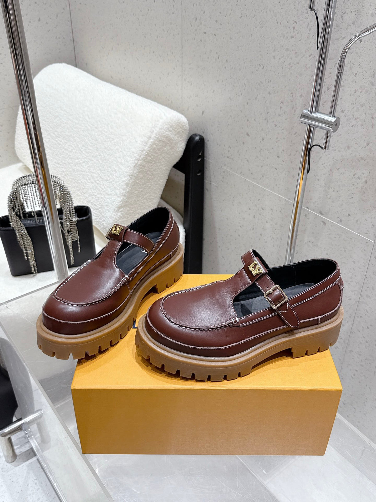 China Replica LV Women Shoes 133usd Only