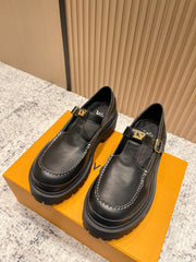 China Replica LV Women Shoes 140usd Only
