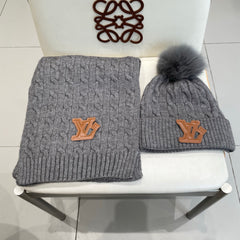 China Replica LV Scarf 46usd Only