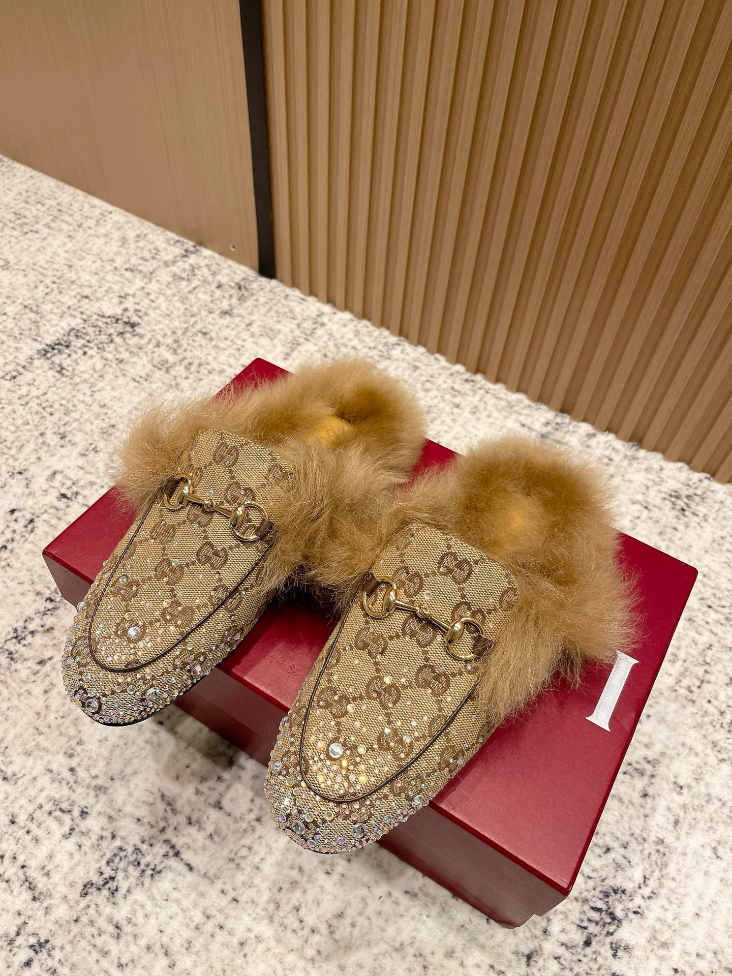 China Replica Gucci Women Shoes 130usd Only