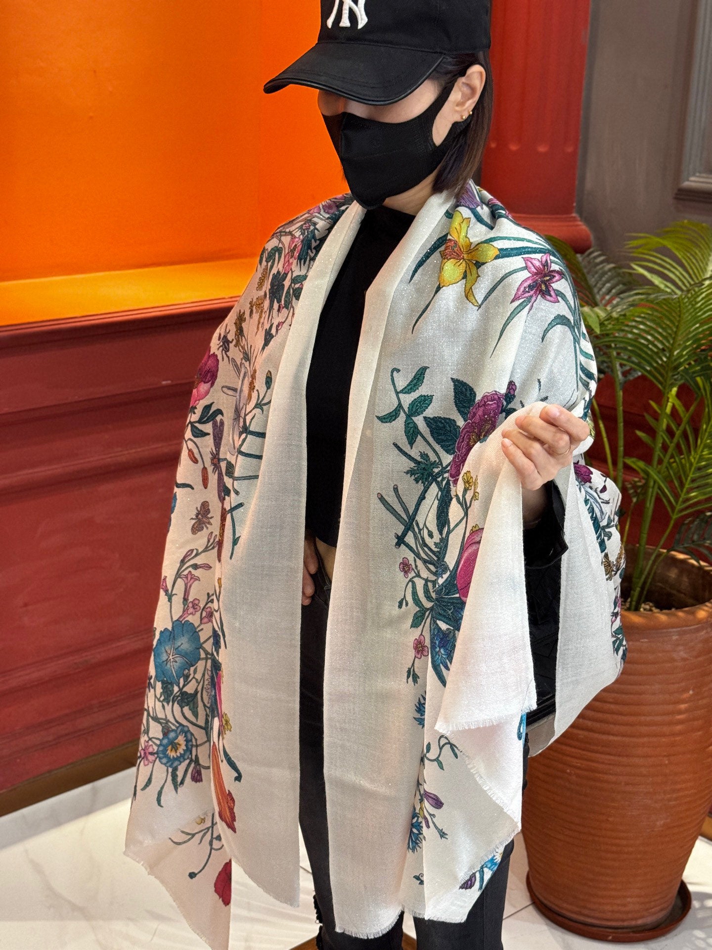 China Replica Gucci Scarf 78usd Only