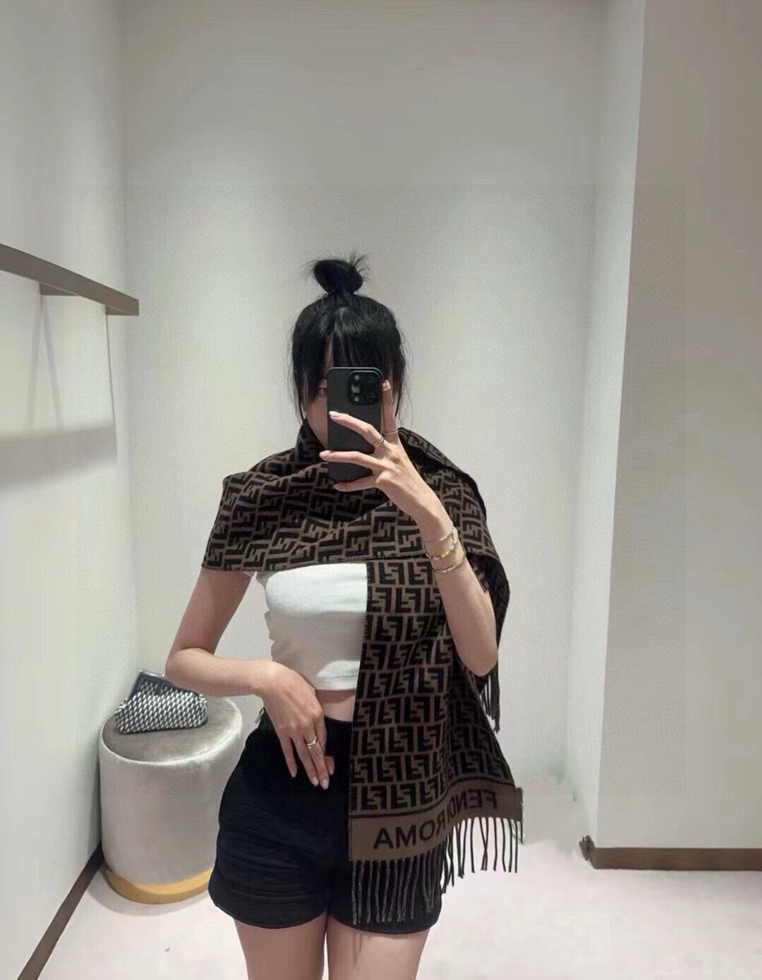 China Replica Fendi Scarf 40usd Only