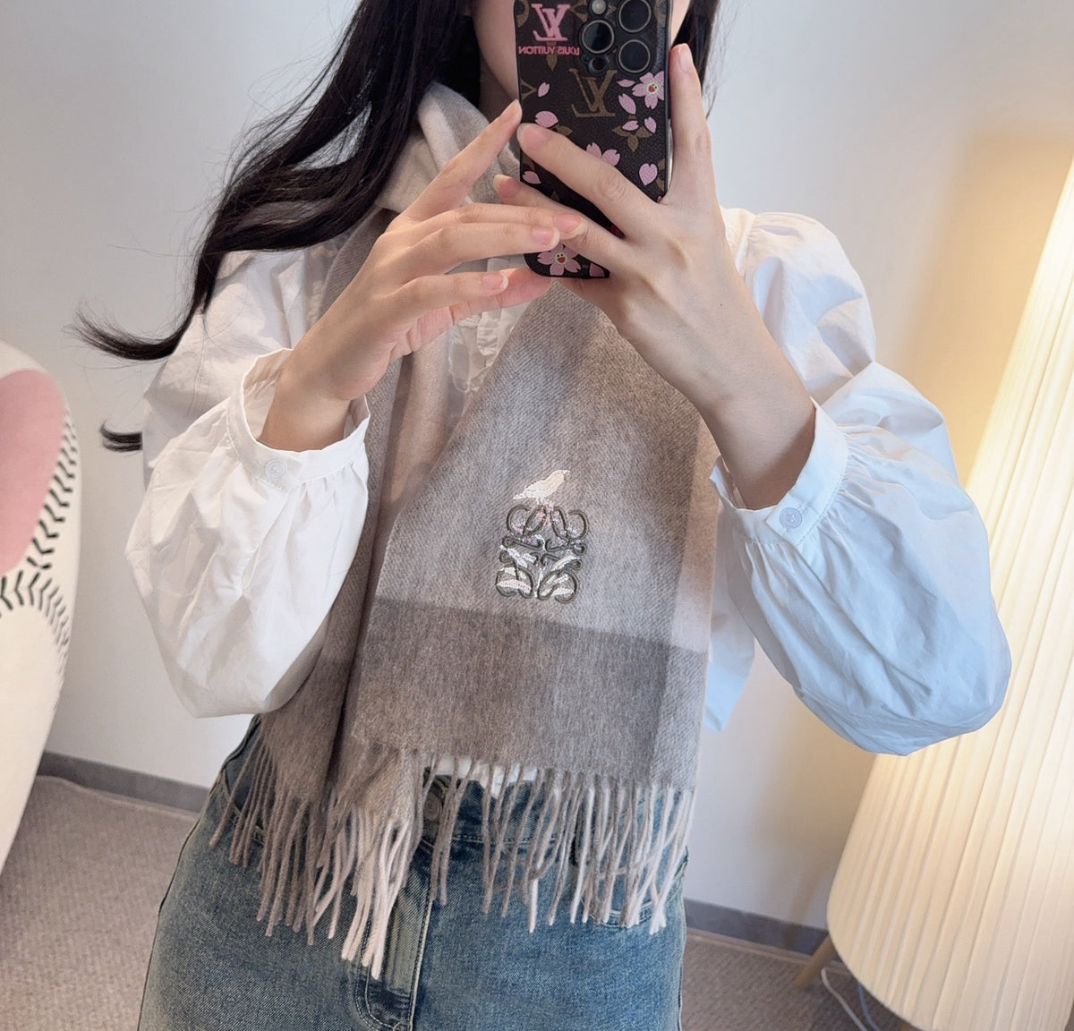 China Replica Loewe Scarf 48usd Only
