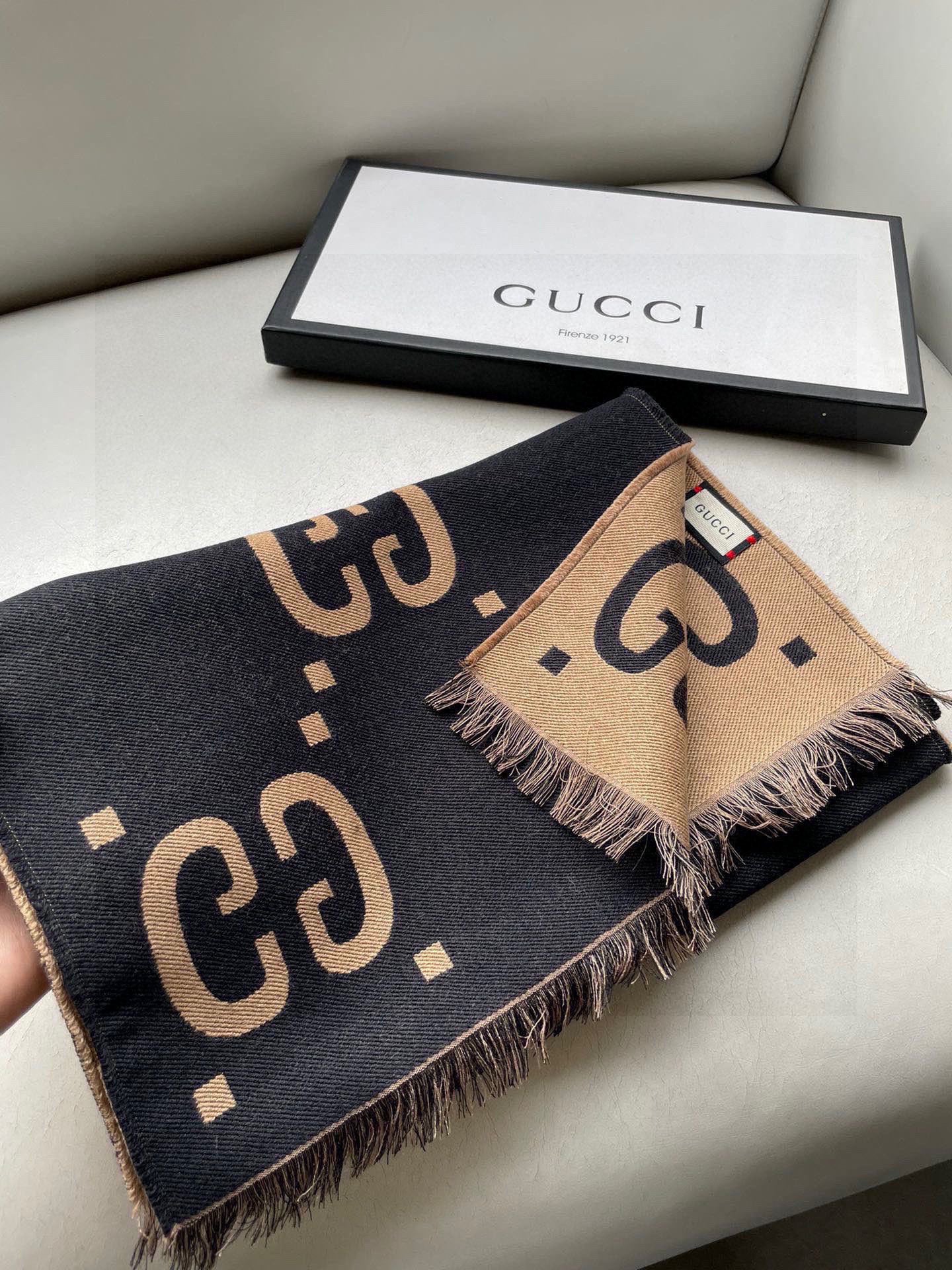 China Replica Gucci Scarf 50usd Only