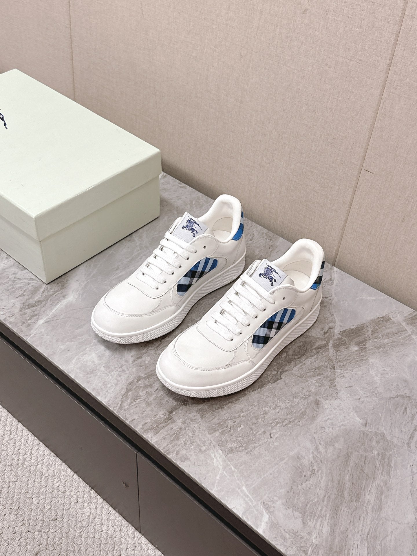 China Replica Burberry Women Shoes 105usd Only