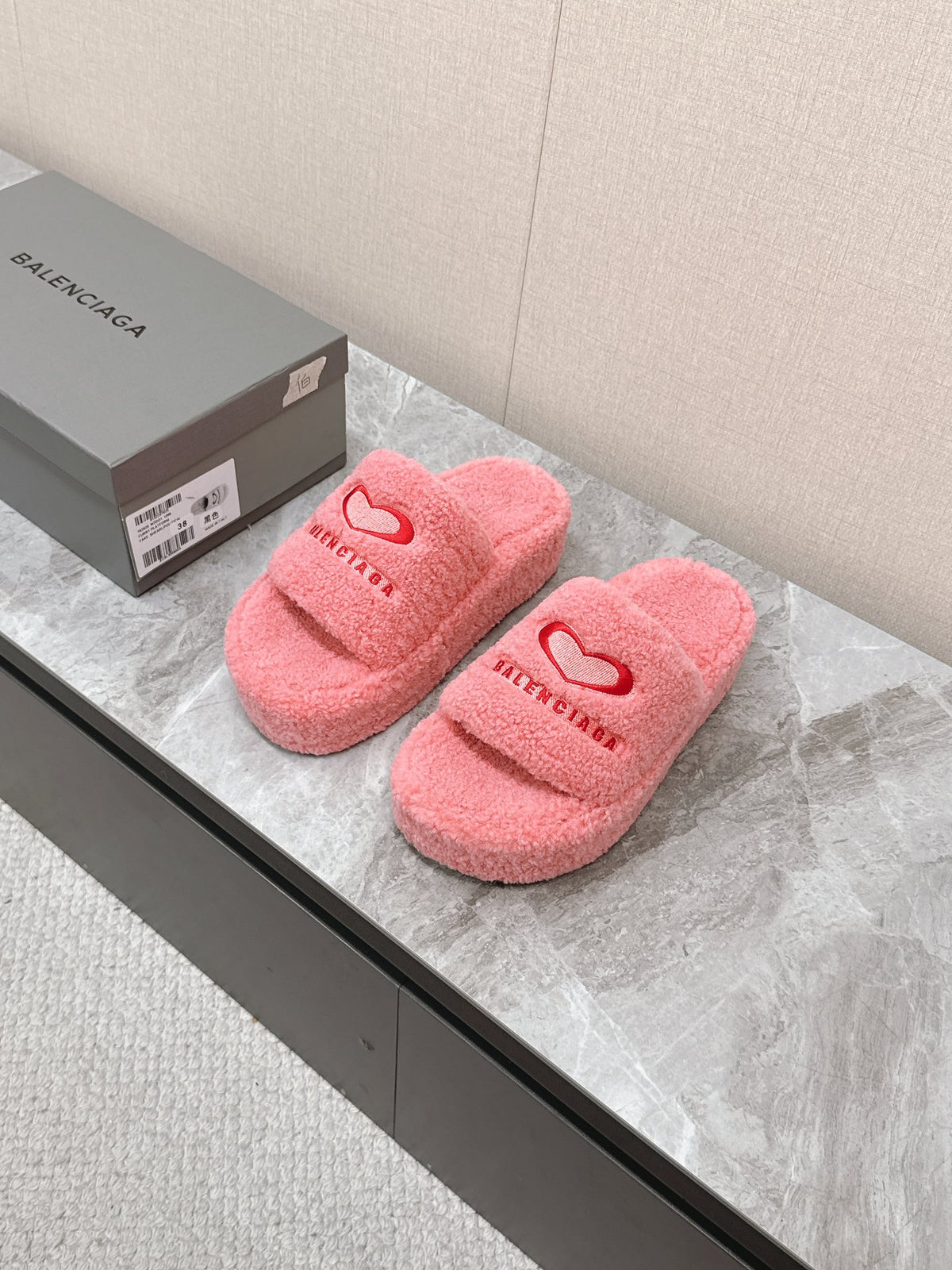 China Replica Balenciaga Women Shoes 70usd Only
