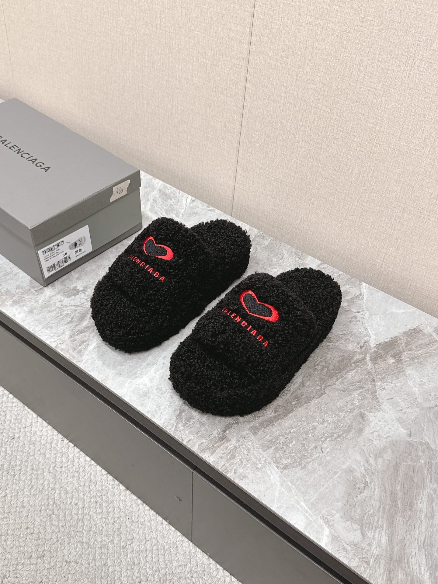 China Replica Balenciaga Women Shoes 70usd Only