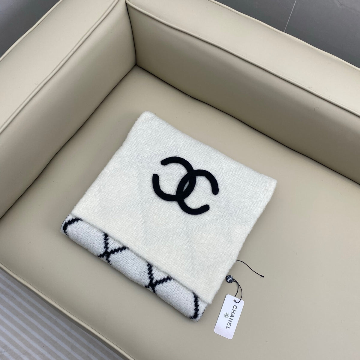 China Replica Chanel Scarf 46usd Only