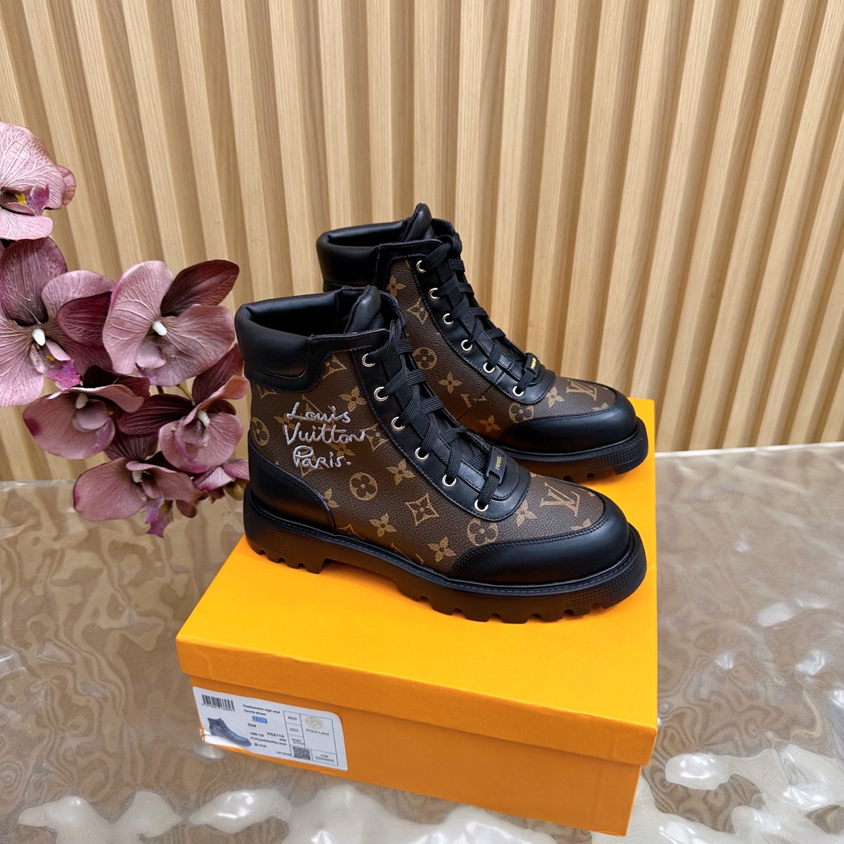 China Replica LV Women Shoes 119usd Only