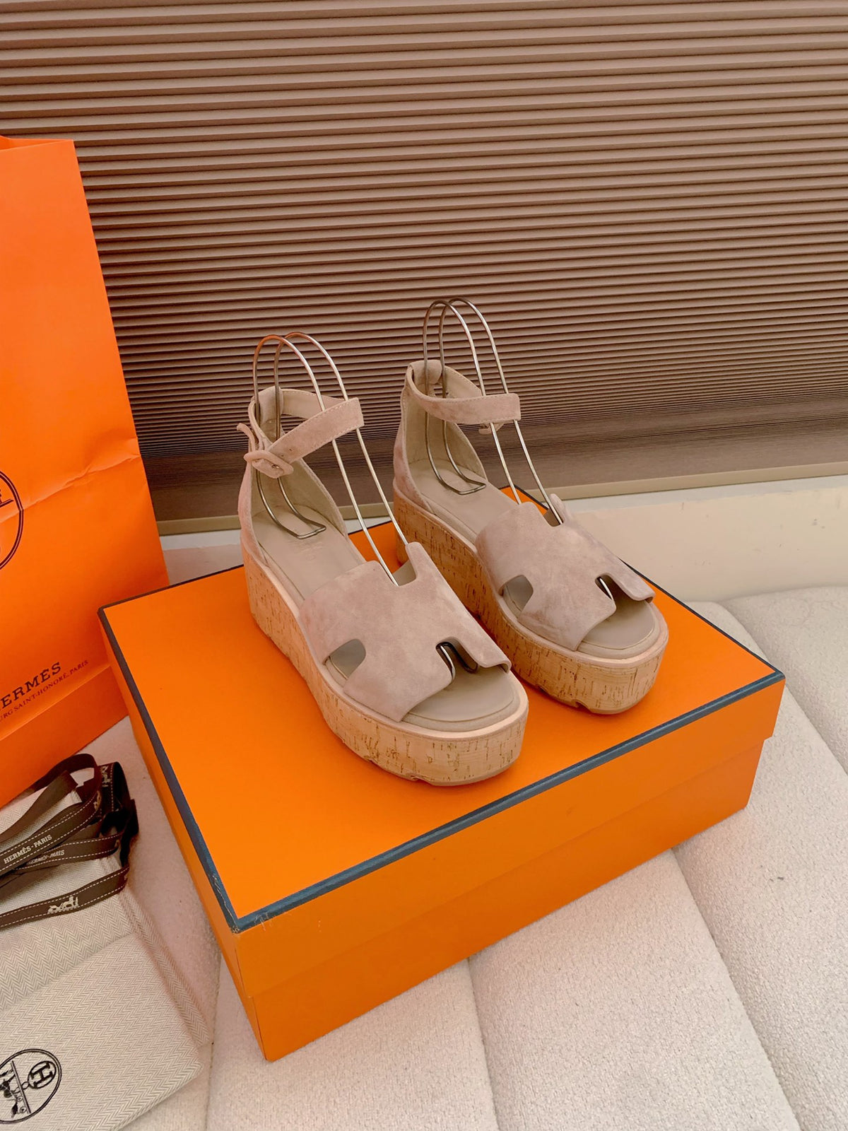 China Replica Hermes Women Shoes 102usd Only