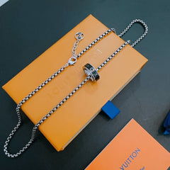 China Replica LV Necklaces 54usd Only
