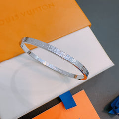 China Replica LV Bracelets 35usd Only