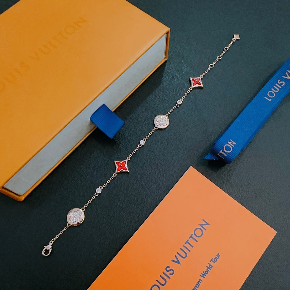 China Replica LV Bracelets 40usd Only