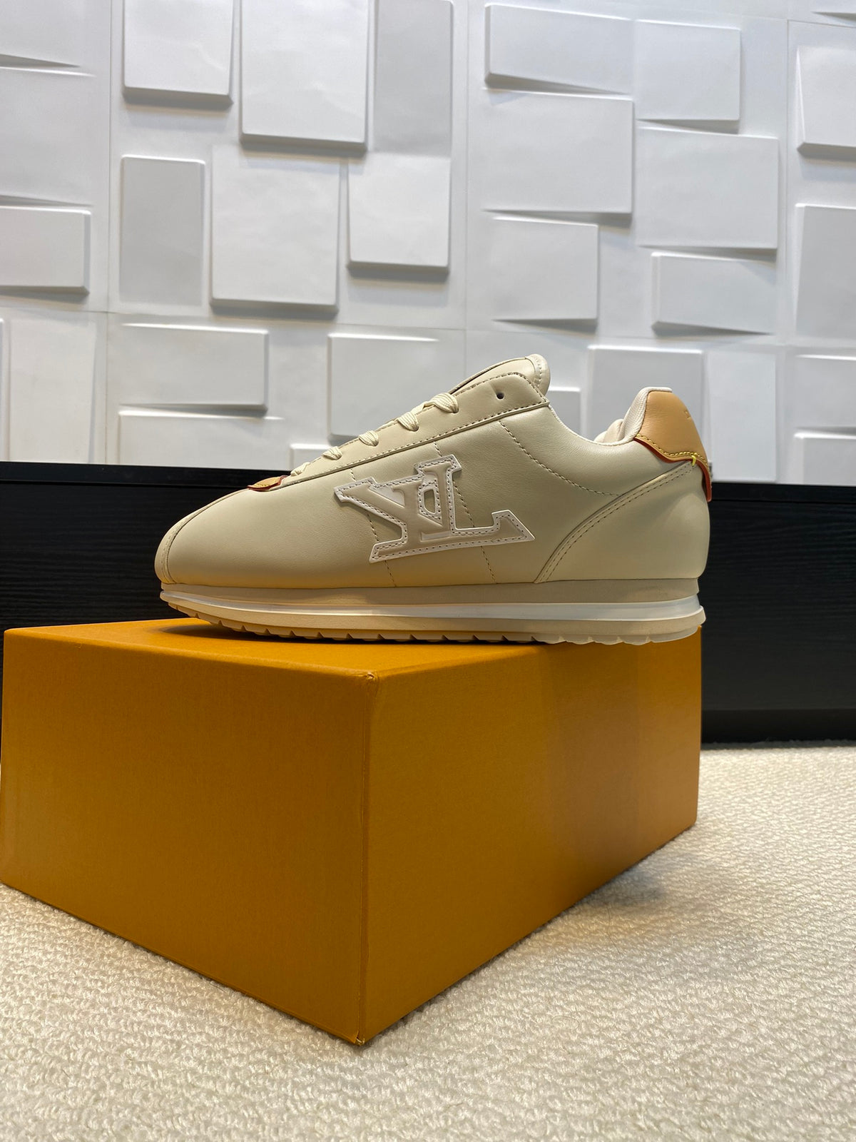 China Replica LV Women Shoes 122usd Only