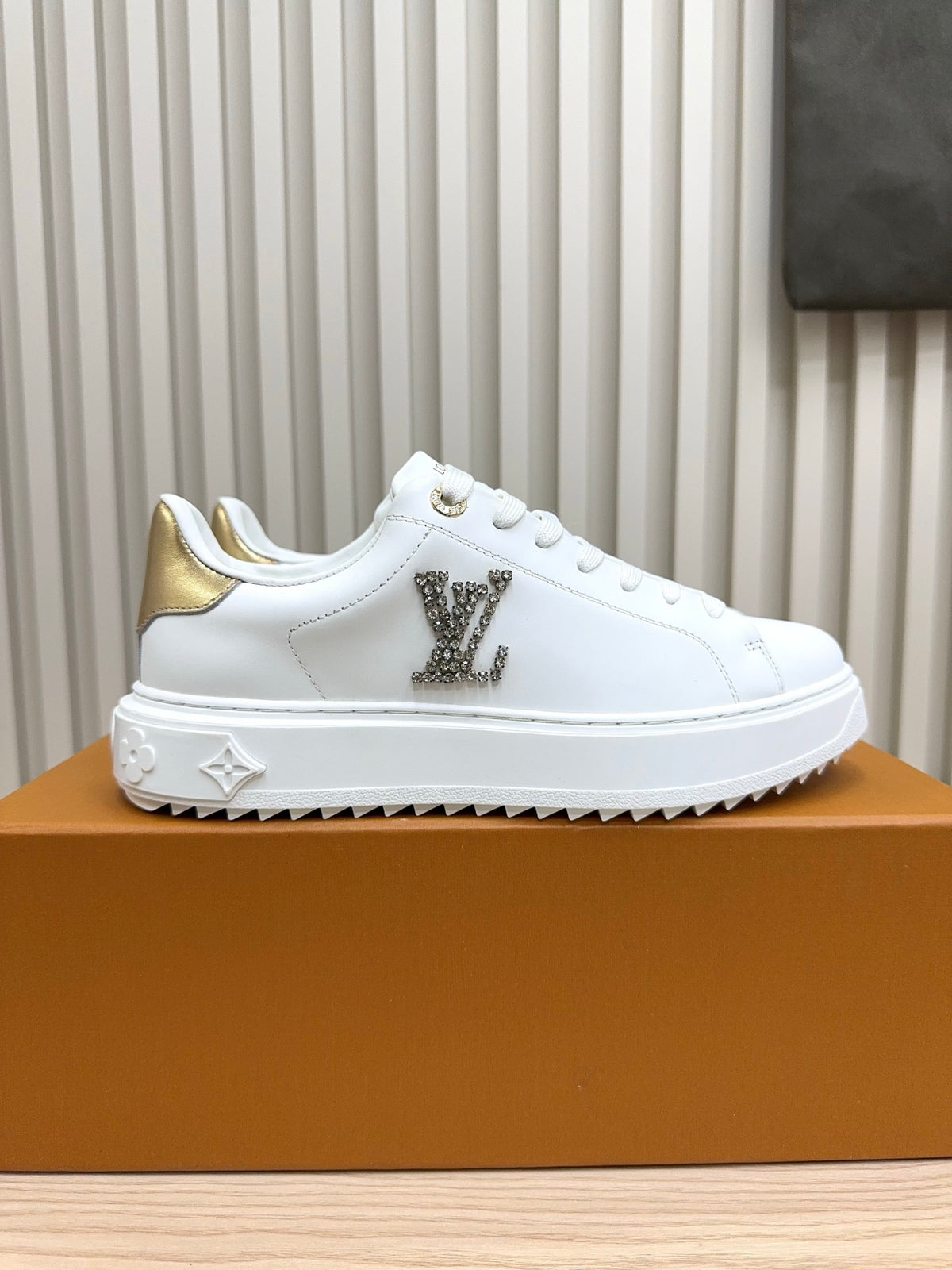China Replica LV Women Shoes 112usd Only