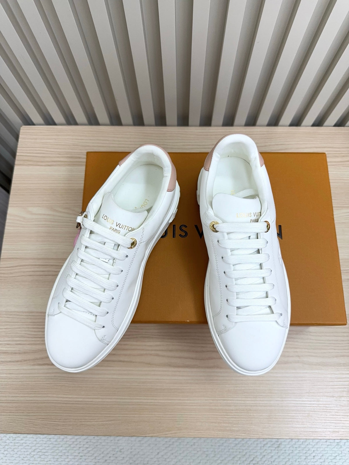 China Replica LV Women Shoes 112usd Only