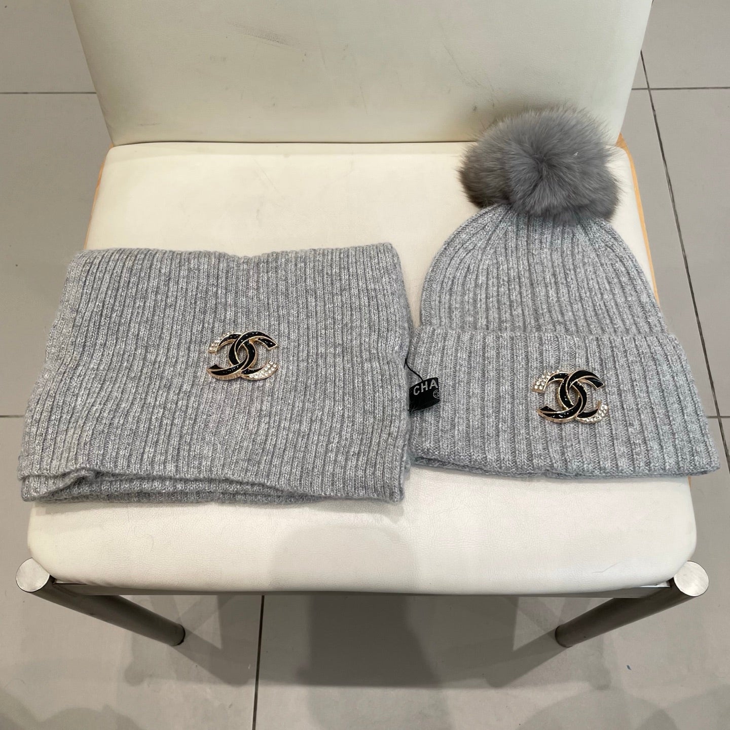 China Replica Chanel Scarf 62usd Only