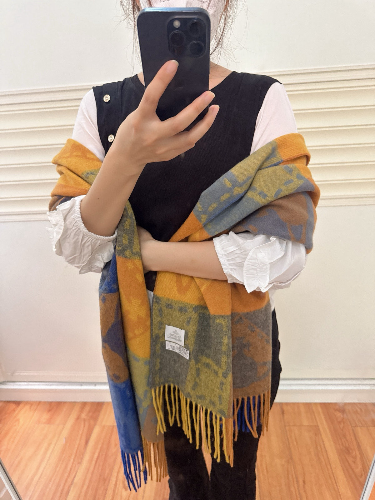 China Replica Gucci Scarf 46usd Only