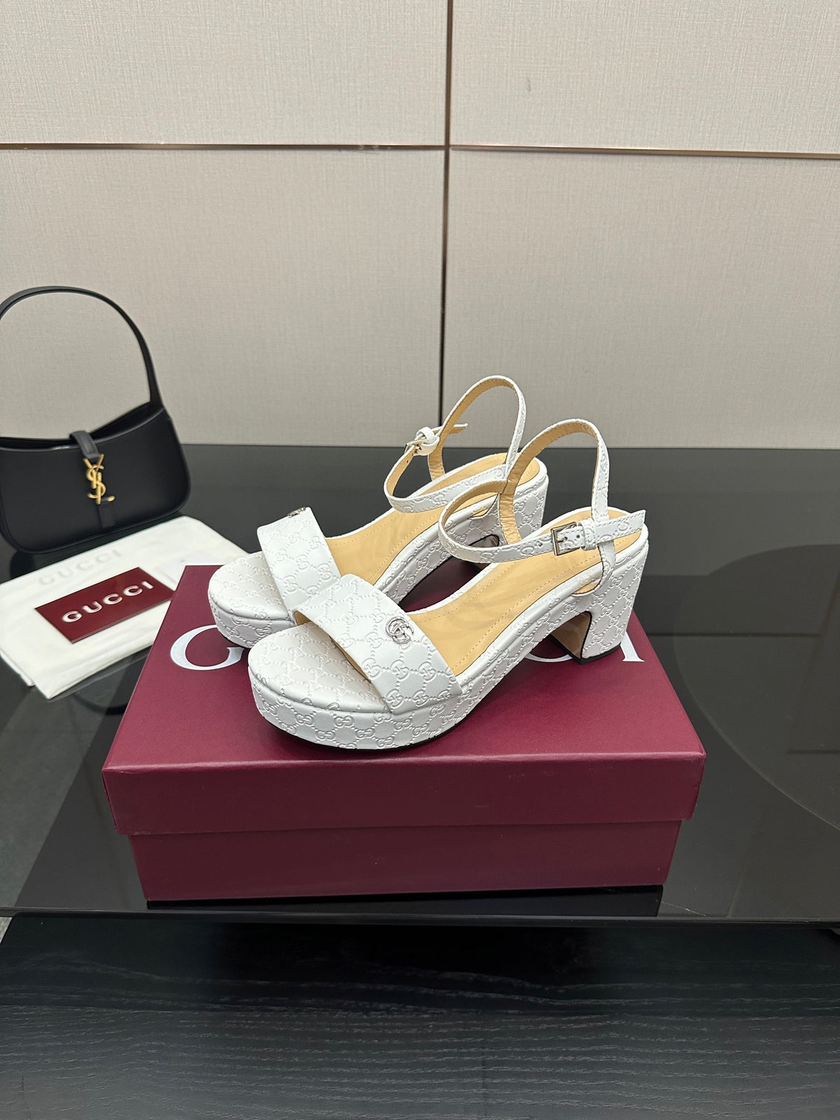 China Replica Gucci Women Shoes 108usd Only