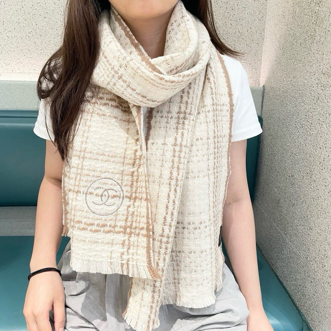 China Replica LV Scarf 58usd Only