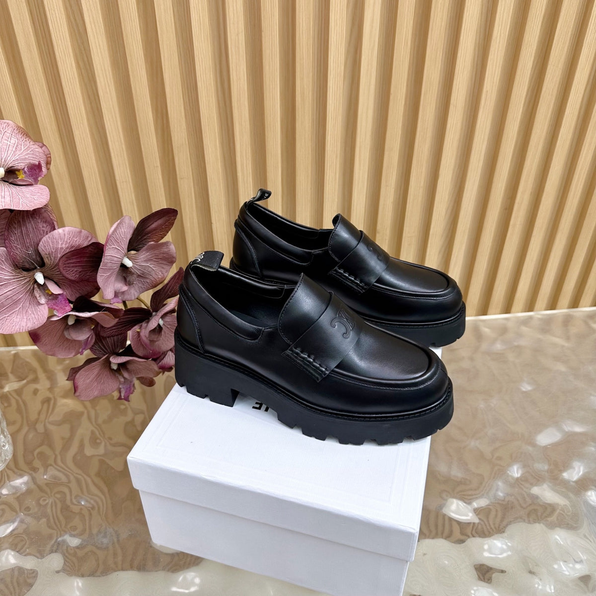 China Replica Celine Women Shoes 98usd Only