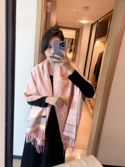 China Replica Loewe Scarf 16usd Only