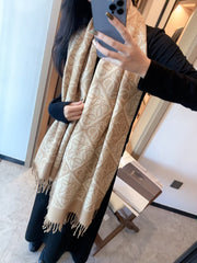 China Replica Loewe Scarf 16usd Only