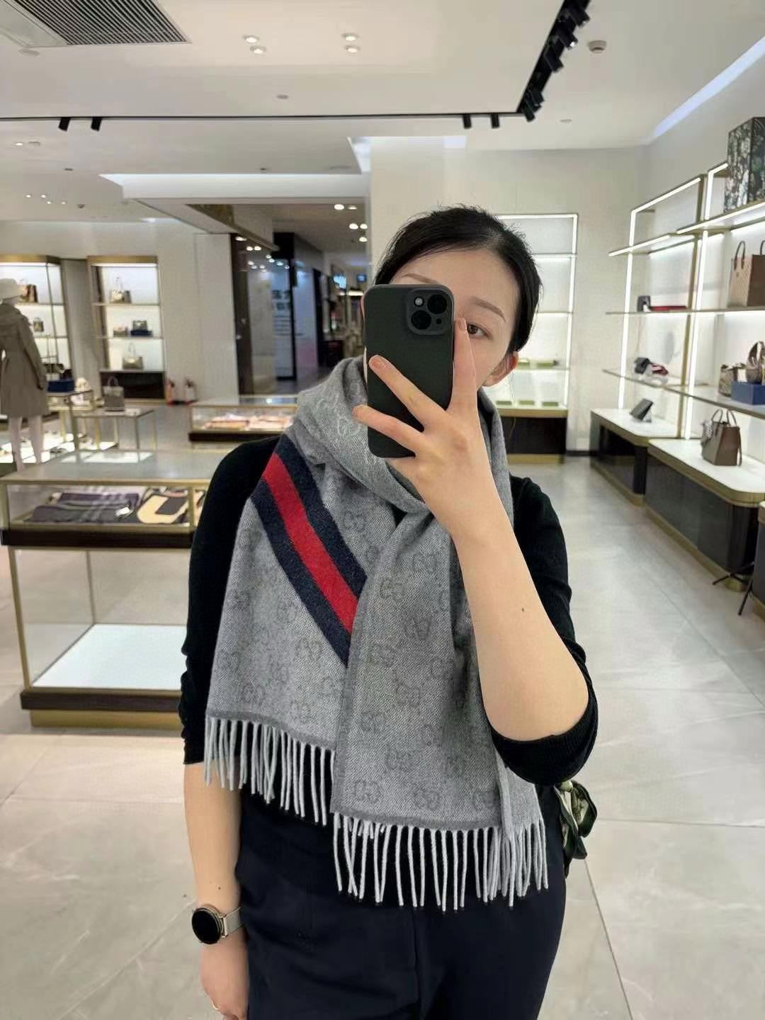 China Replica Gucci Scarf 52usd Only