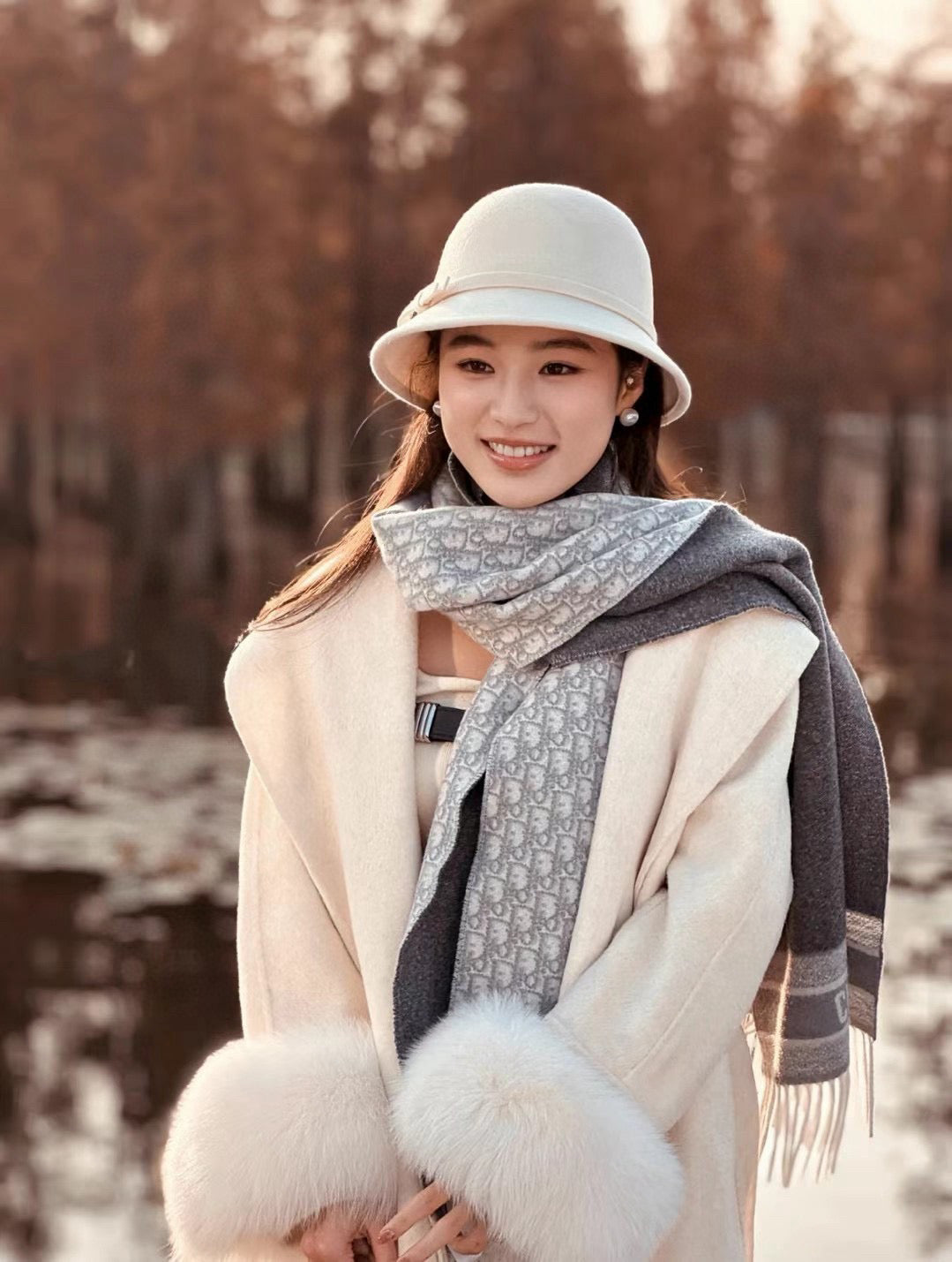China Replica Dior Scarf 50usd Only