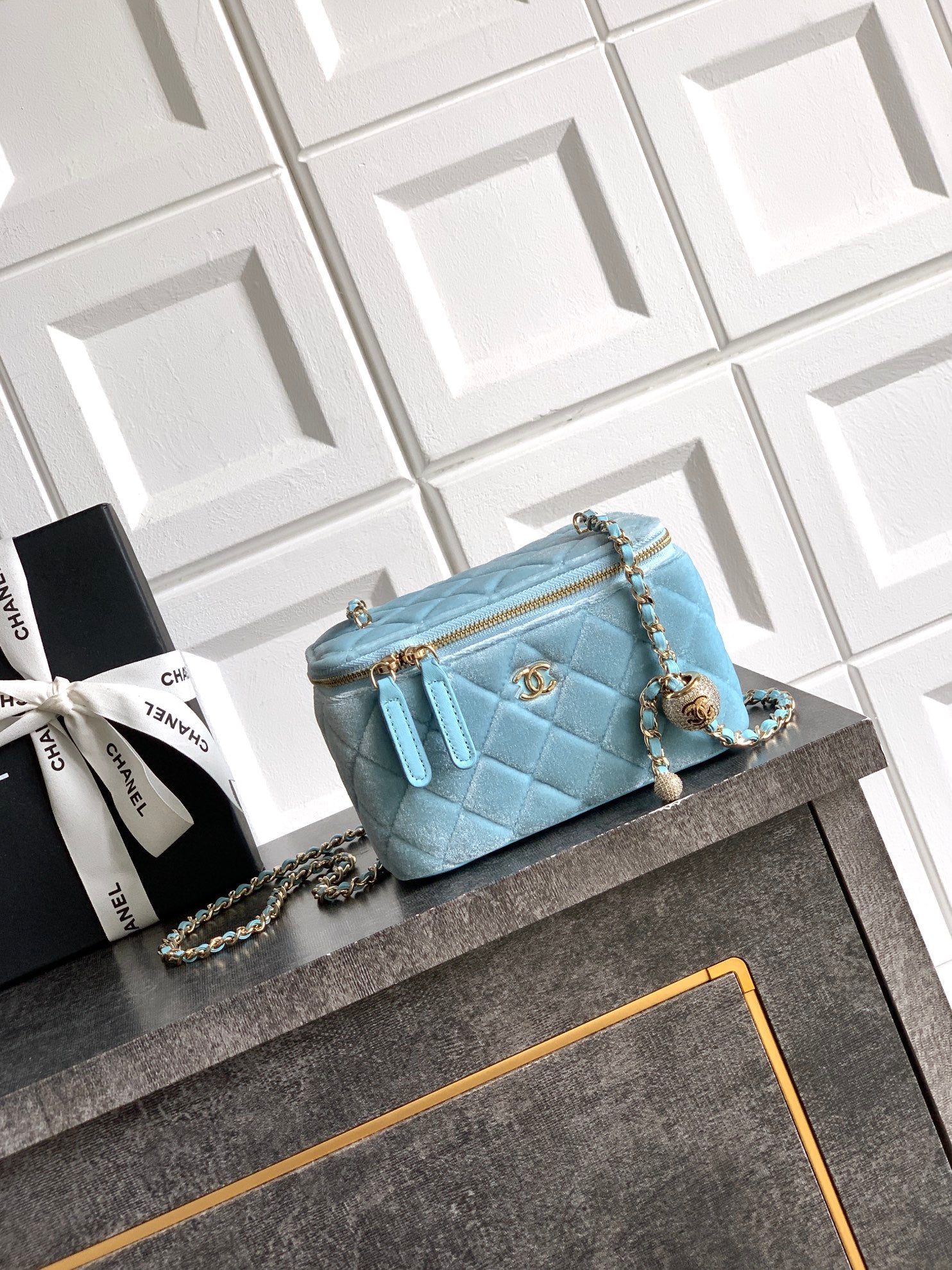 China Replica Chanel Handbags 204usd Only
