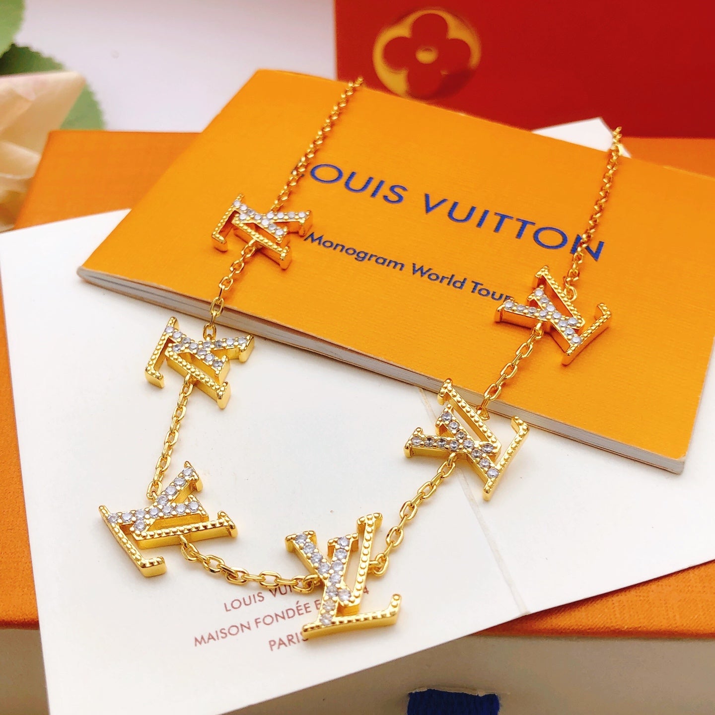 China Replica LV Necklaces 42usd Only
