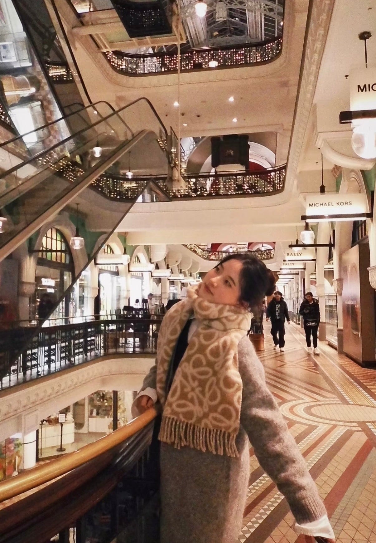 China Replica Loewe Scarf 48usd Only