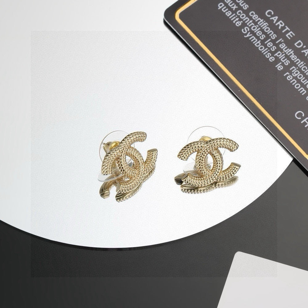 China Replica Chanel Earrings 20usd Only