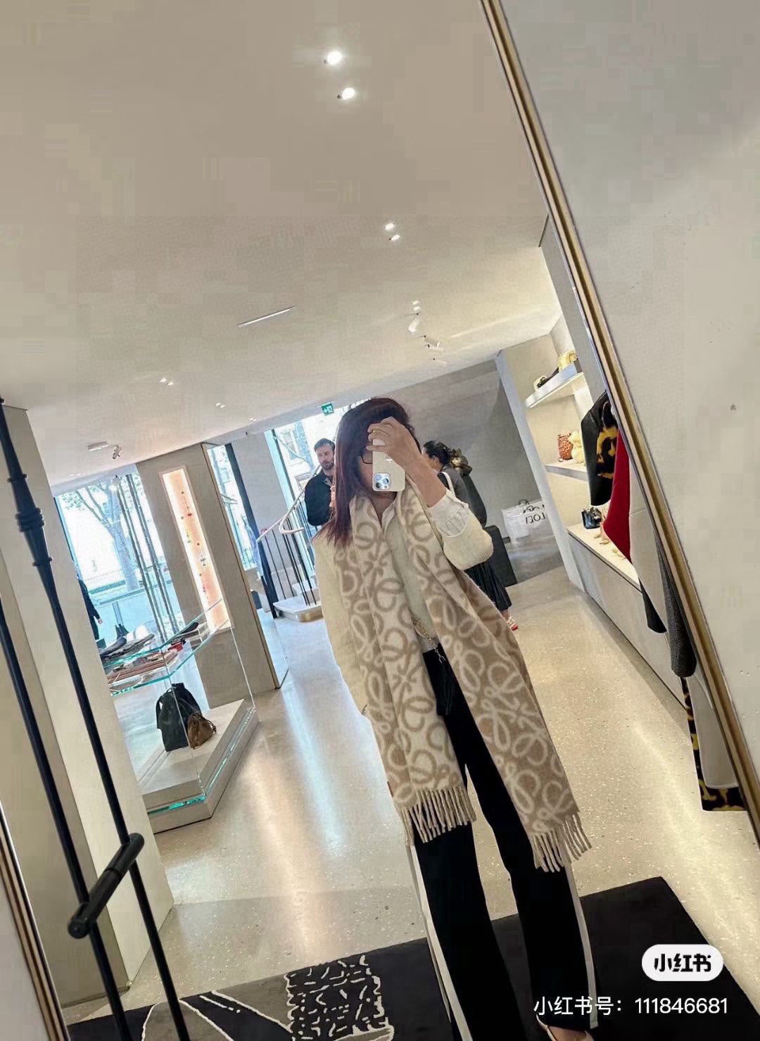 China Replica Loewe Scarf 50usd Only