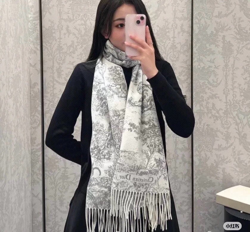 China Replica Dior Scarf 38usd Only