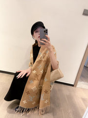 China Replica LV Scarf 16usd Only
